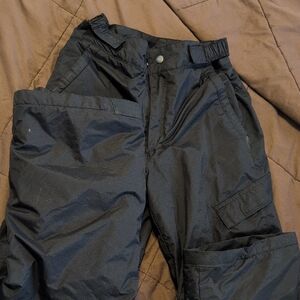 Kids ski pants- like new!